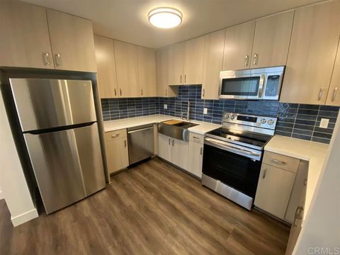745 E Bradley Avenue 27 El Cajon CA 92021