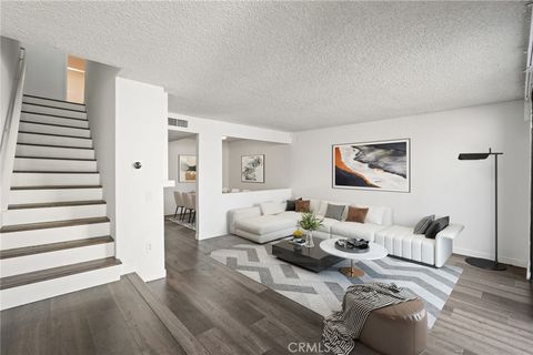 Photo of 22038 Vanowen St. St #215, Woodland Hills, CA 91303 (MLS # SR25235684)