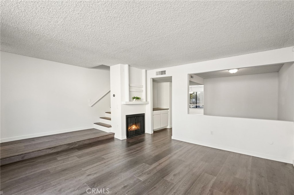 22038 Vanowen St. 215
