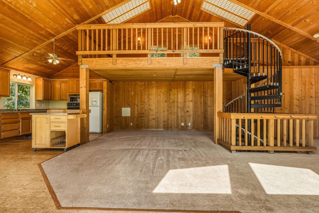 25265 Foster Lake Road