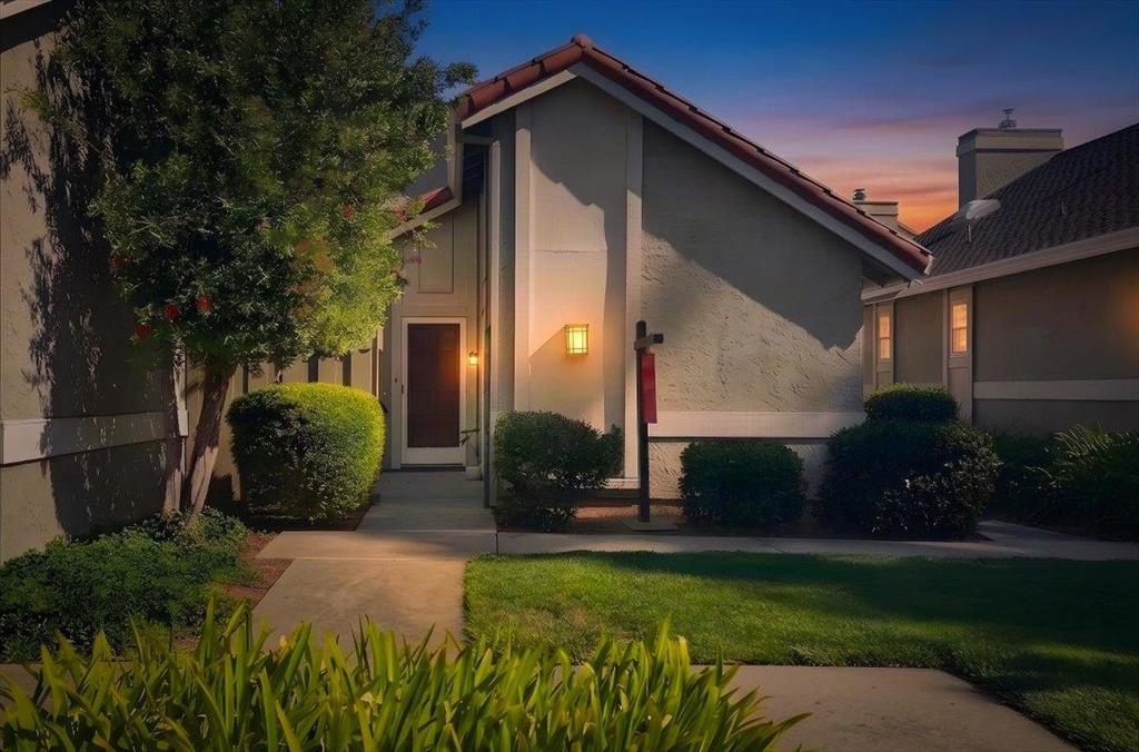 5643 Strawflower LN, San Jose CA 95118