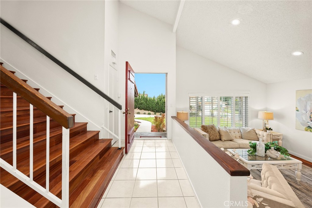 1374 Deeplawn Drive