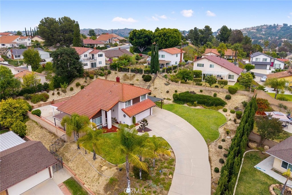 1374 Deeplawn Drive