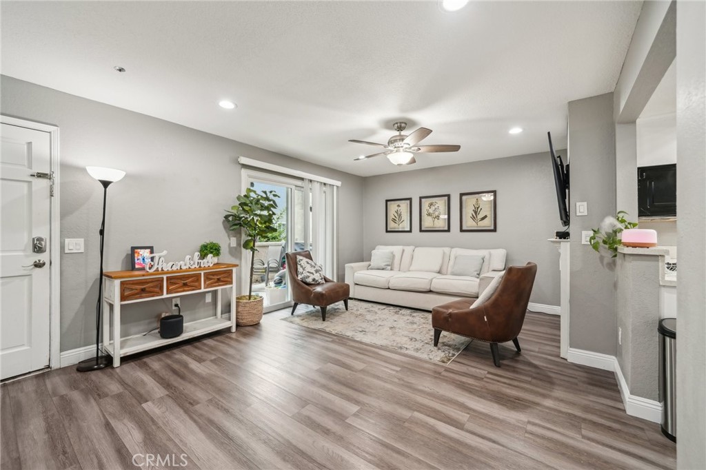 8167 Vineyard Avenue 109