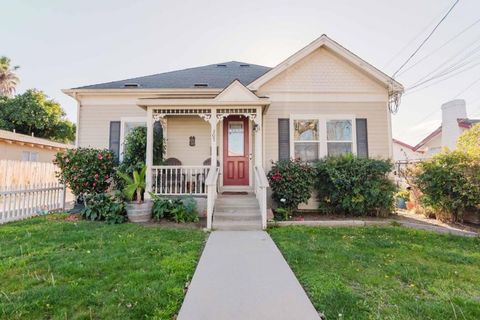 Photo of 307 N 3rd Street, King City, CA 93930 (MLS # ML82037306)