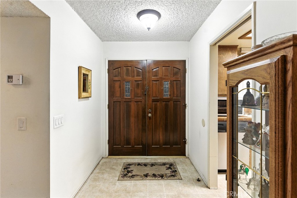 2924 Raccoon Drive