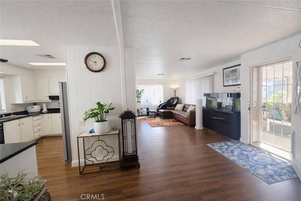 6741 Lincoln Avenue 108