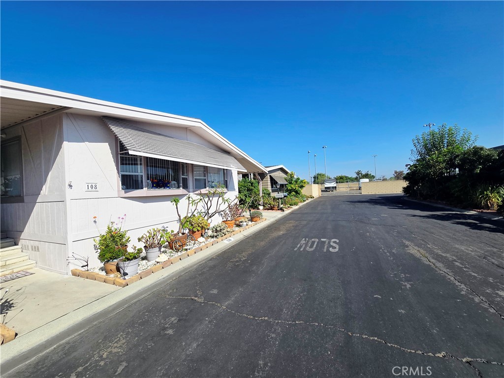 6741 Lincoln Avenue 108