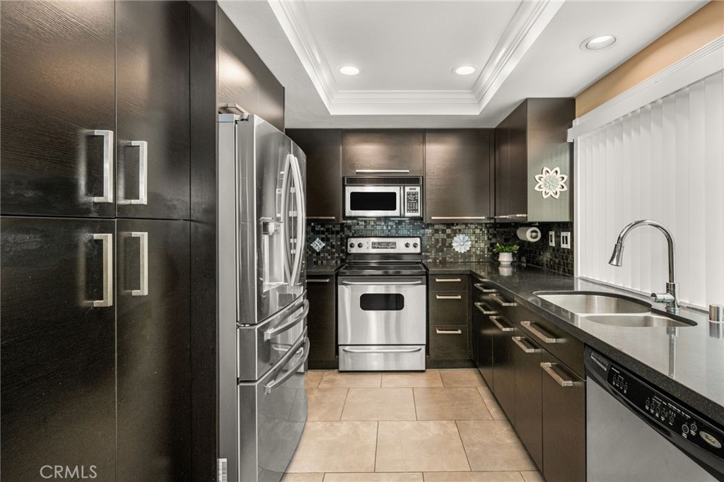 6520 E Camino Vista 1