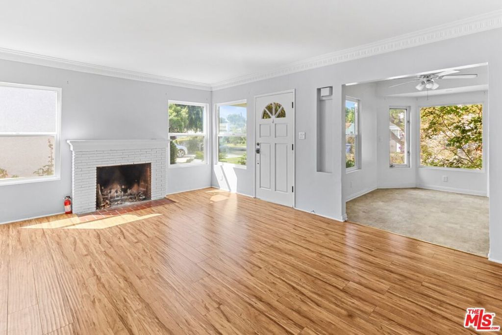 Photo of 2652 Stoner Avenue, Los Angeles, CA 90064 (MLS # 26649025)