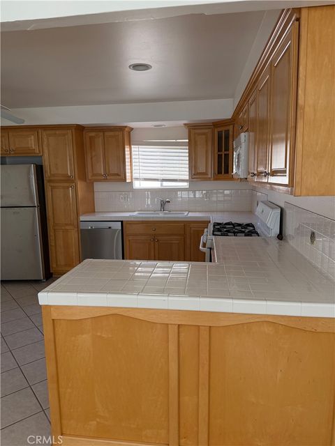 Photo of 2617 Rockefeller Lane #C, Redondo Beach, CA 90278 (MLS # SB26098900)