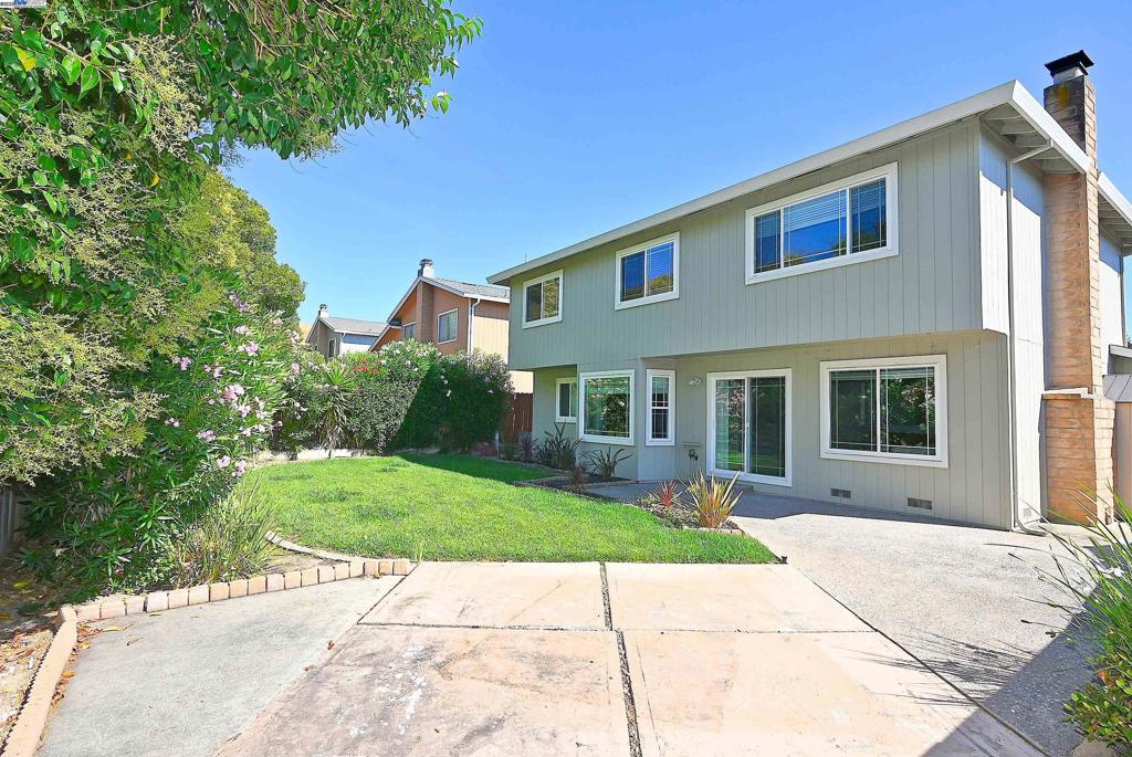 DUBLIN HILLS EST - Residential
