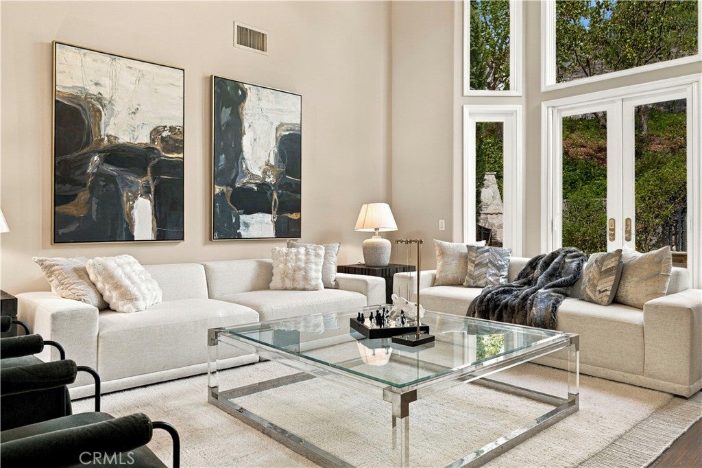 Properties 2 31081 Via Consuelo