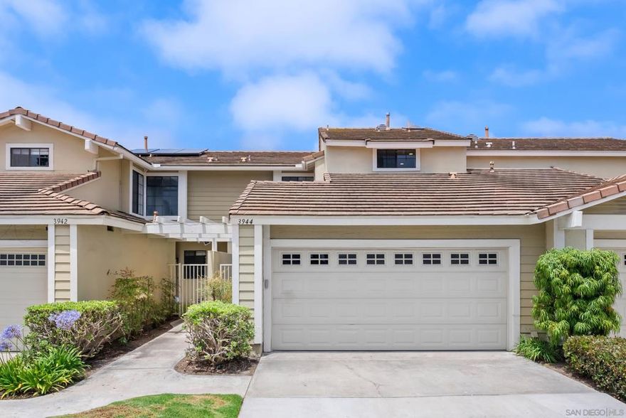 LOCATION, LOCATION! Discover the charm of 3944 Caminito Del Mar Surf, nestled in a premier location of the Coral Cove community in Carmel Valley. This move-in-ready, 3-bedroom, 3-bathroom townhome features a remodeled custom kitchen and cabinetry, luxurious vinyl floors, and modern bathrooms, all complemented by abundant natural light. Enjoy access to top-rated schools, world-class beaches, and hiking trails. Walk to One Paseo, a hub for top-tier dining and shopping. Relish in resort-style community amenities.  Community Amenities Include: pool, spa, tennis and pickleball courts. Savor the vibrant lifestyle that this location offers.
