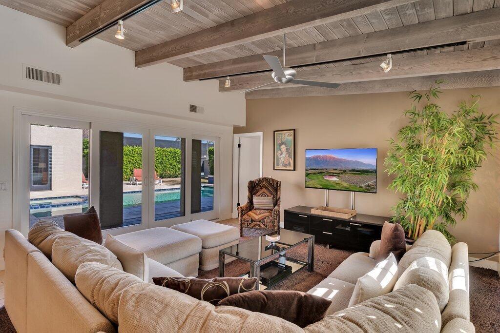 LQCC Golf Estates - Residential Lease