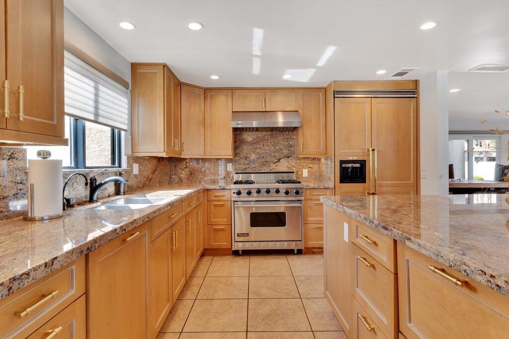 LQCC Golf Estates - Residential Lease