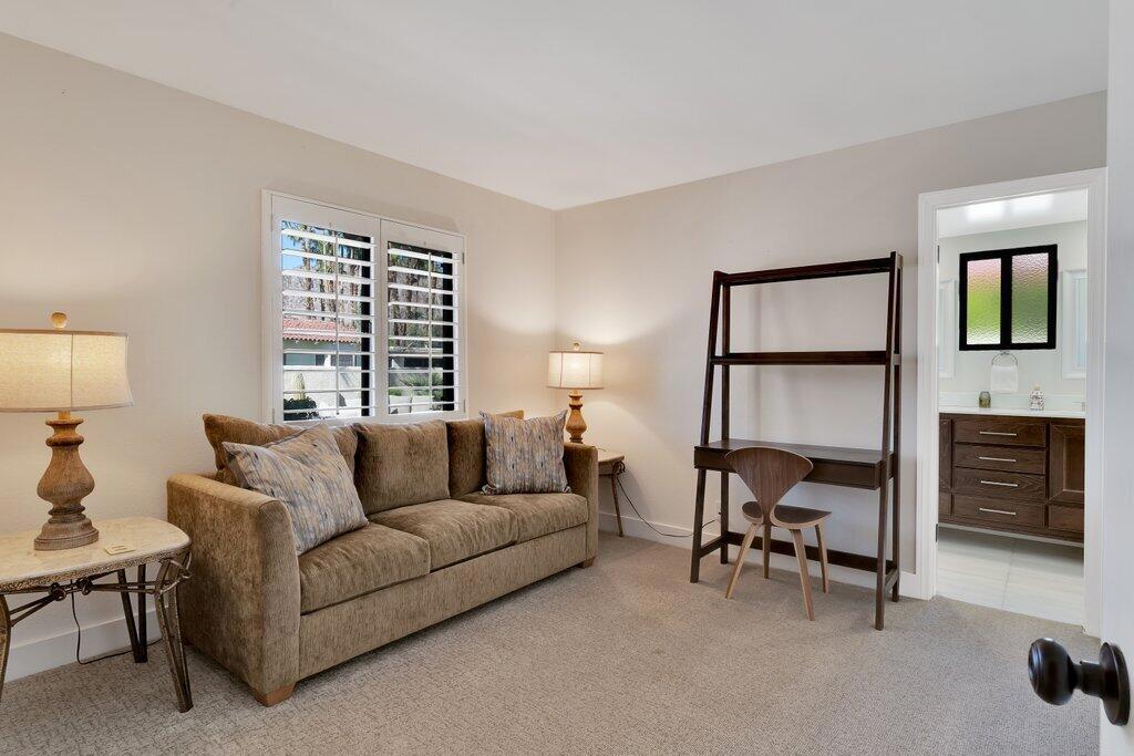 LQCC Golf Estates - Residential Lease