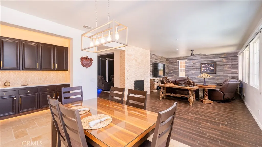 Rancho Cucamonga, California 91739, United States, 4 Bedrooms Bedrooms, ,4 BathroomsBathrooms,Residential,Active,229299