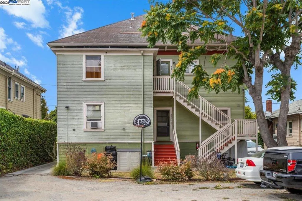 Alameda, California 94501, United States, ,Residential,Active,197637