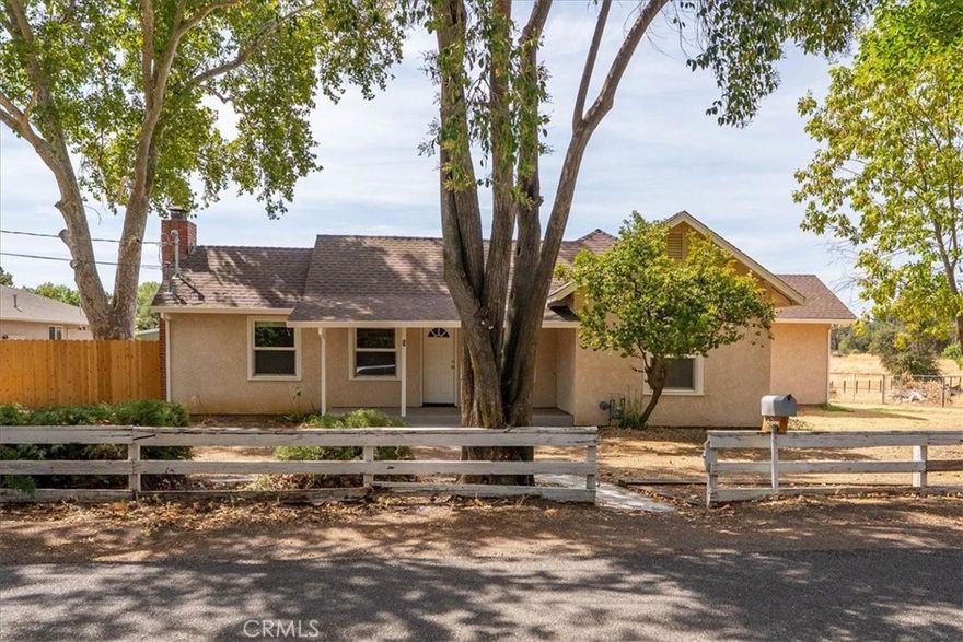 You need to see this one: 3BR/2.5BA home w/ 2-car attached garage on a full acre lot. 1669 sq ft home has been recently remodeled: new carpet & vinyl, fresh paint, newer appliances, new water heater, new fence around patio, and more. Enjoy the large shady yard and patio with a fire ring. Plenty of room here to add a shop, barn, pool, RV parking, gardens, you name it!