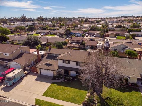 Tiny photo for 273 Gorrion Avenue, Ventura, CA 93004 (MLS # V1-34936)