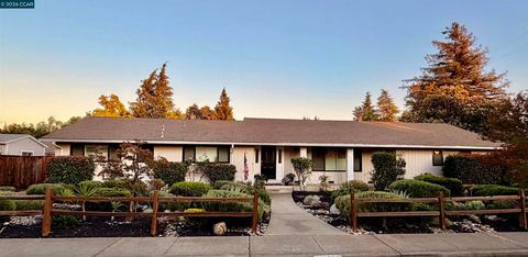 Photo of 616 Minert Rd Rd, Walnut Creek, CA 94598 (MLS # 41137225)