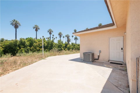 Tiny photo for 8715 Dufferin AVE, Riverside, CA 92504 (MLS # IV26198373)