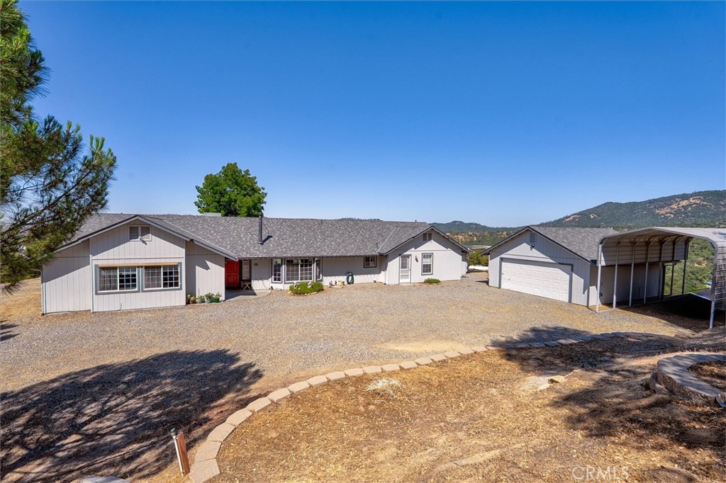 45337 Valley Oak Drive