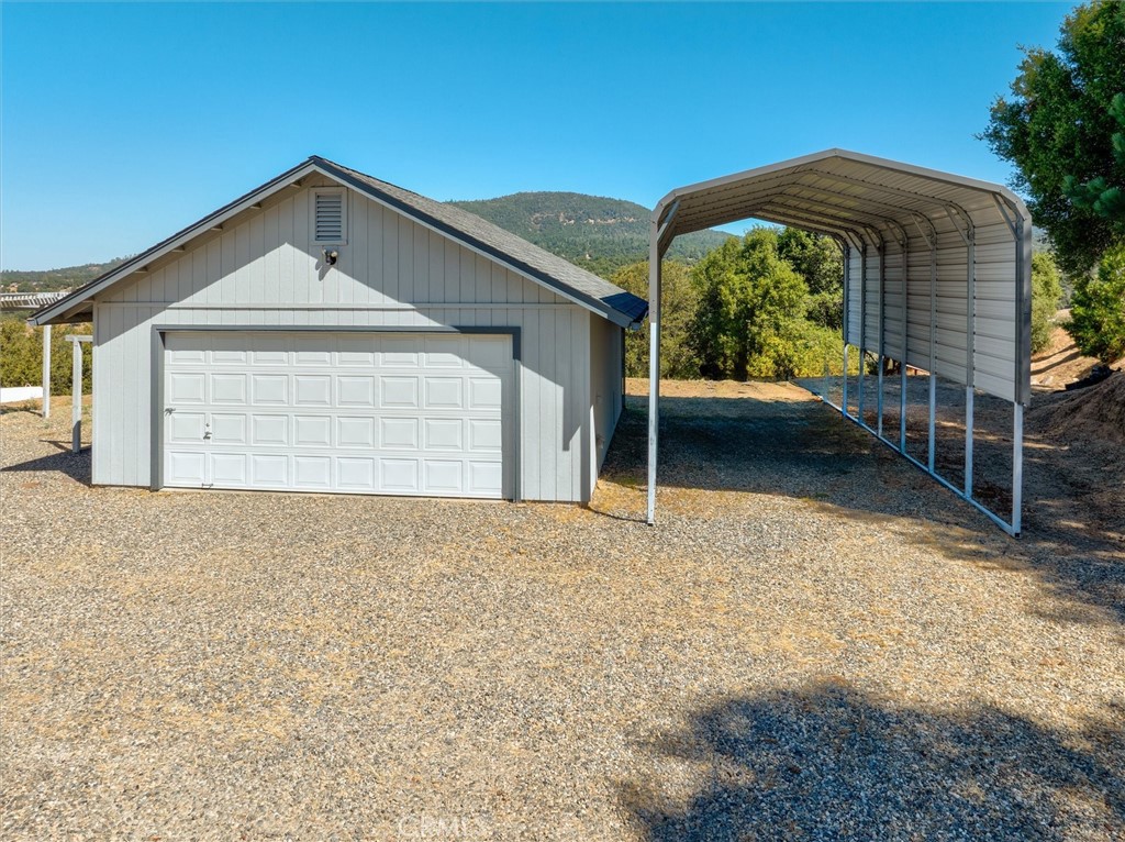 45337 Valley Oak Drive