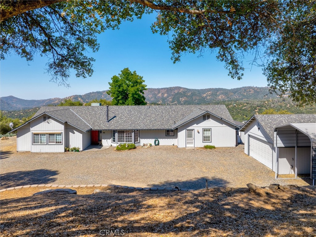 45337 Valley Oak Drive