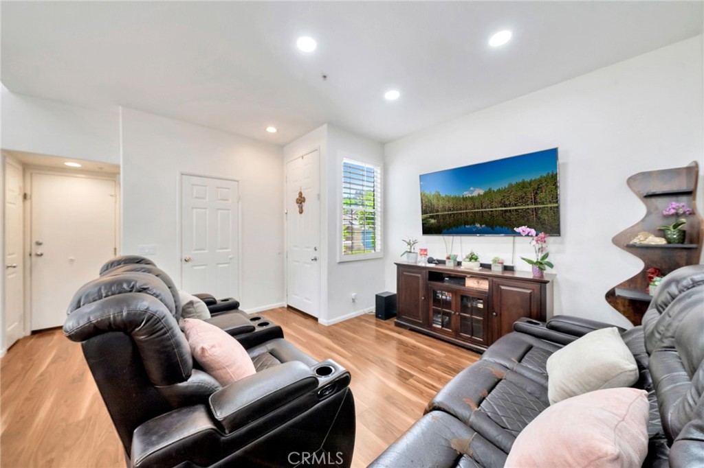 243 Seacountry Lane