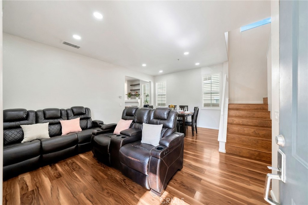 243 Seacountry Lane