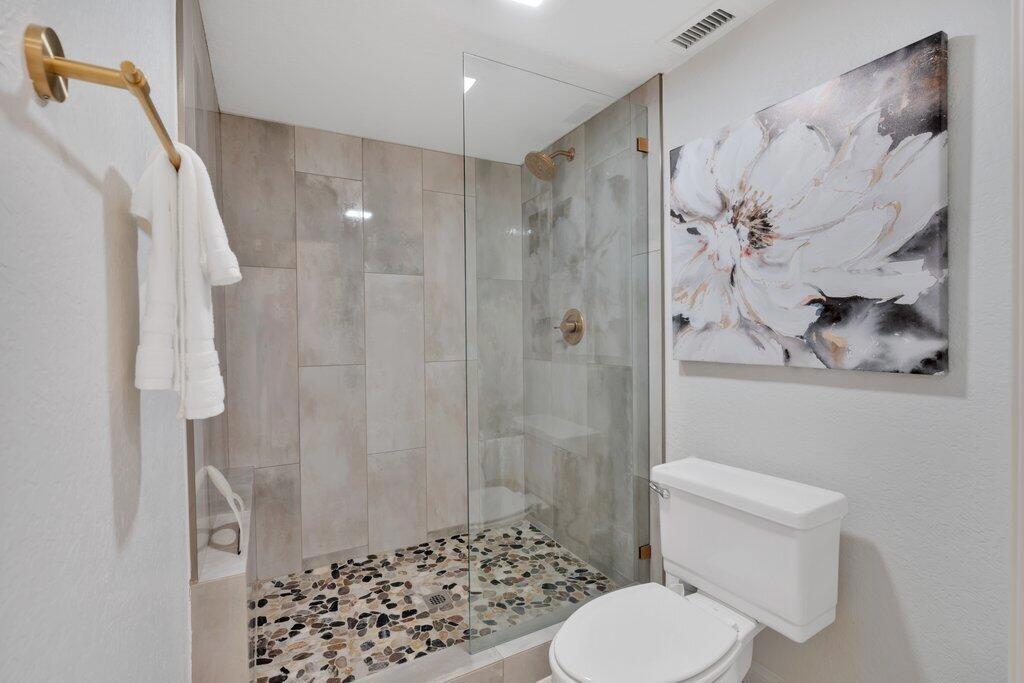 Woodhaven Country Cl - Residential Lease