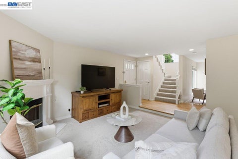 Photo of 540 Ivy Pointe Circle CIR, San Ramon, CA 94582 (MLS # 41148234)