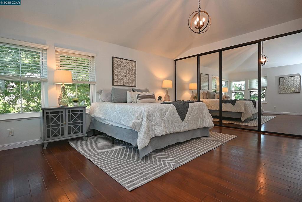 LAFAYETTE POINTE - Residential