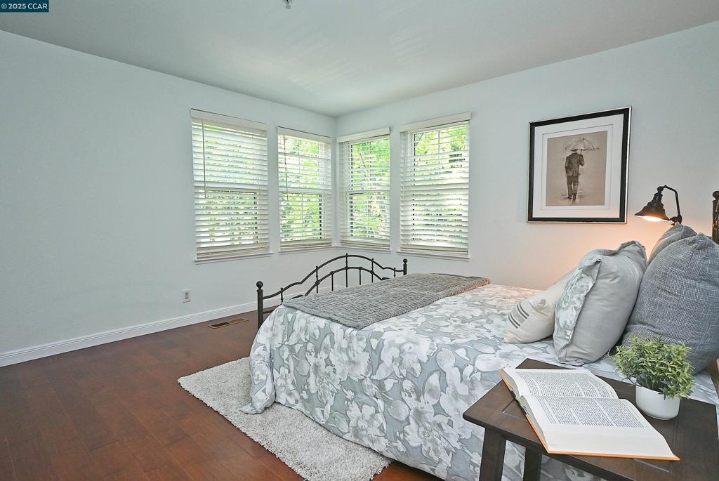 LAFAYETTE POINTE - Residential
