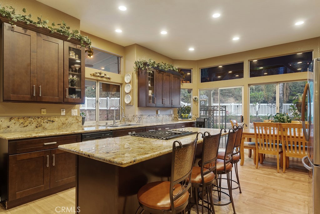 2702 Avenida Marguerite