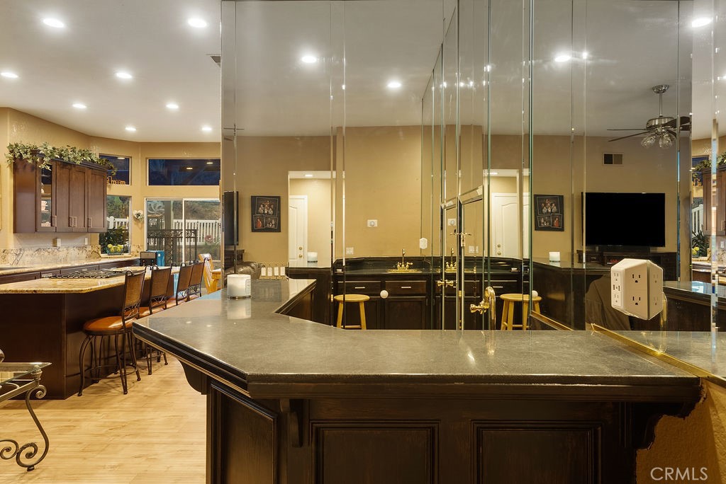 2702 Avenida Marguerite