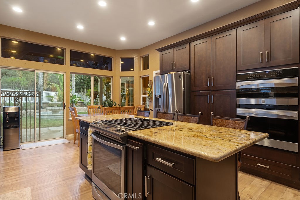 2702 Avenida Marguerite