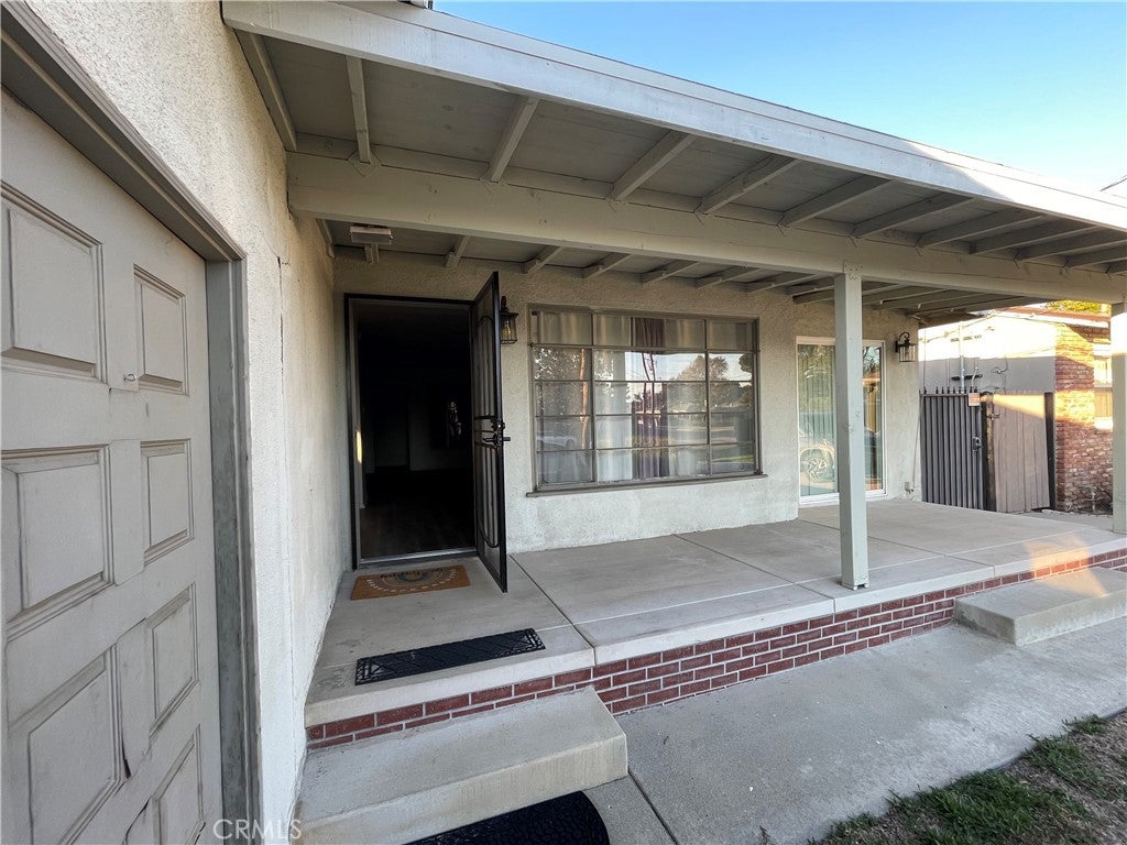 857 Encino Way