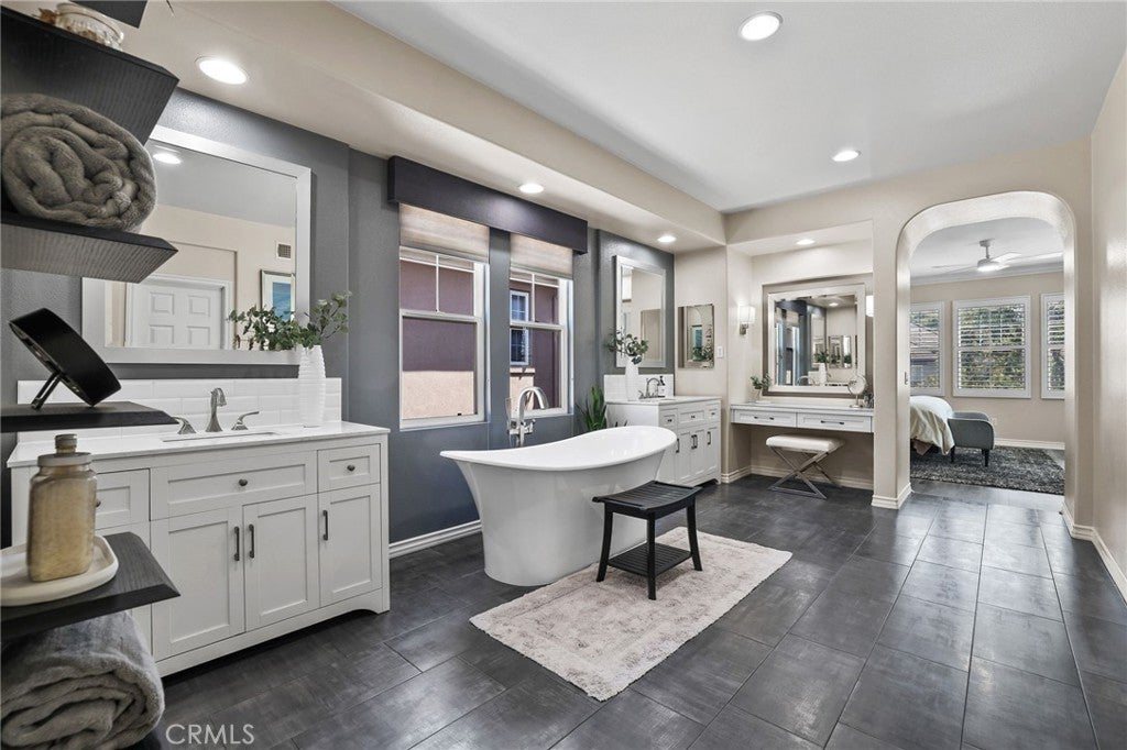 14 Buellton, Irvine CA 92602 - Photo 28