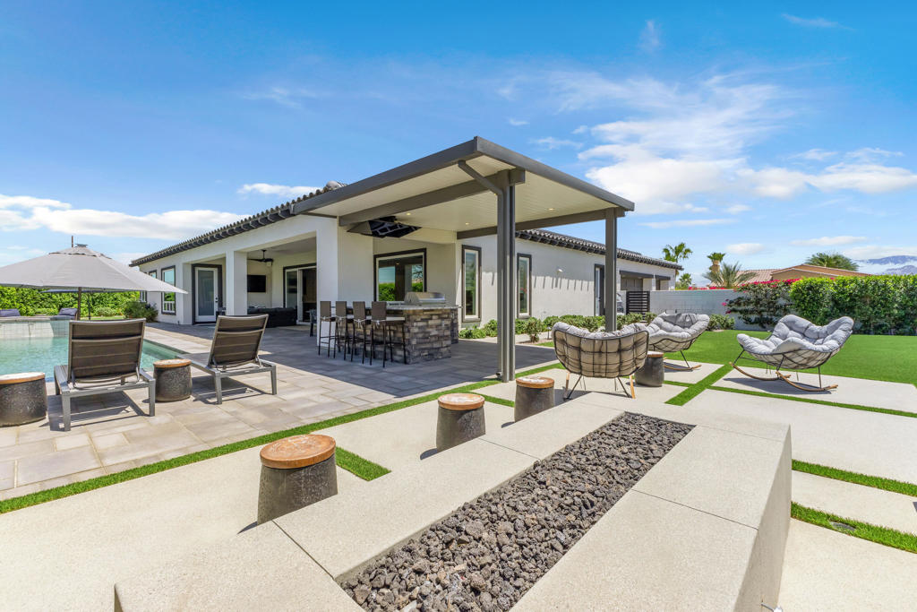 81910 Mountain Spur Drive