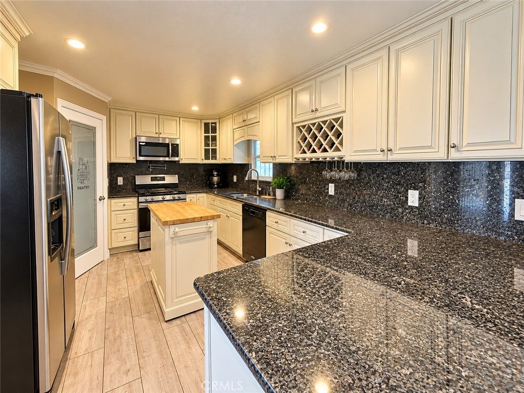 4040 Piedmont Drive 274