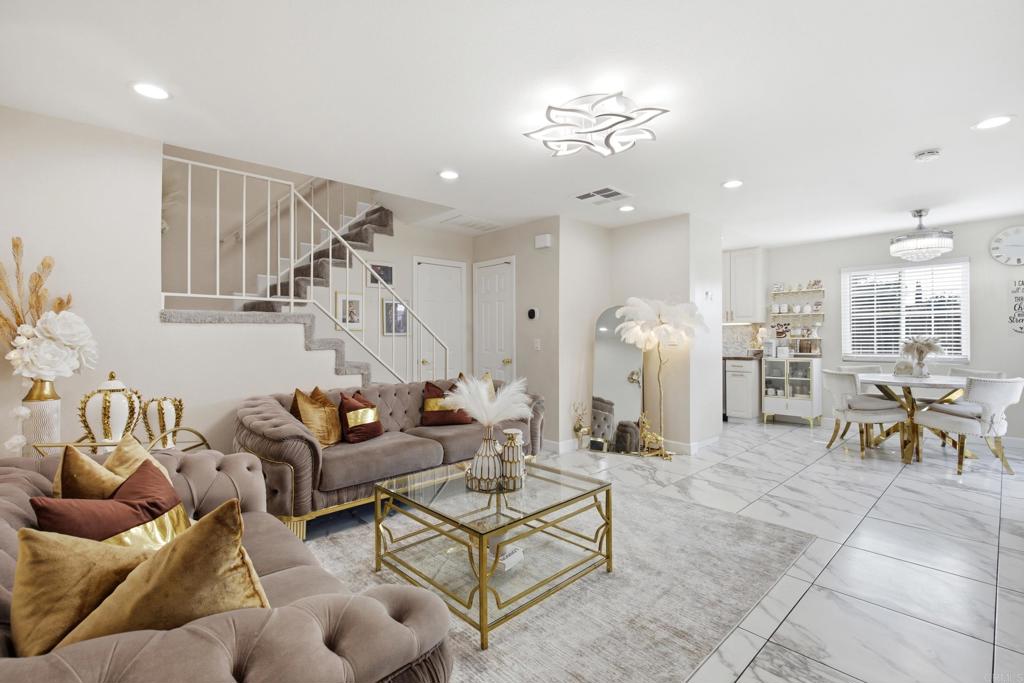 572 Hart Dr