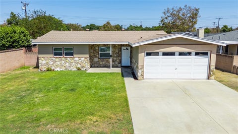 Photo of 2309 Spinnaker, Santa Ana, CA 92706 (MLS # PW26011513)