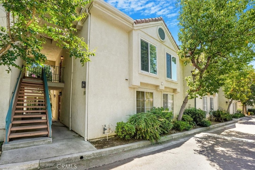 4201 Las Virgenes Road 220