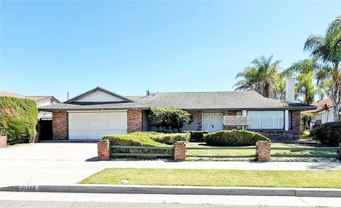Photo of 11386 Ivory Avenue, Fountain Valley, CA 92708 (MLS # OC26181125)