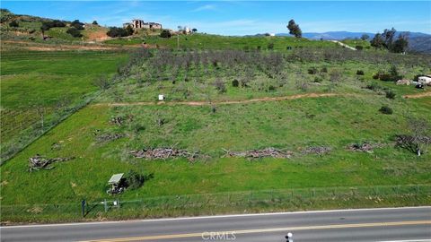 Photo of 15736 Highland Valley, Escondido, CA 92025 (MLS # IG26015023)