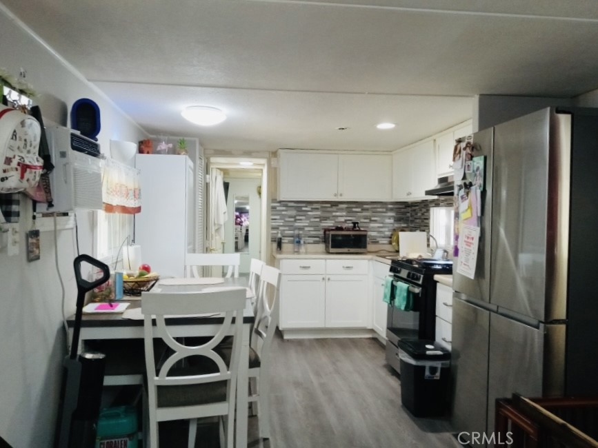 26235 E 9th Street 36