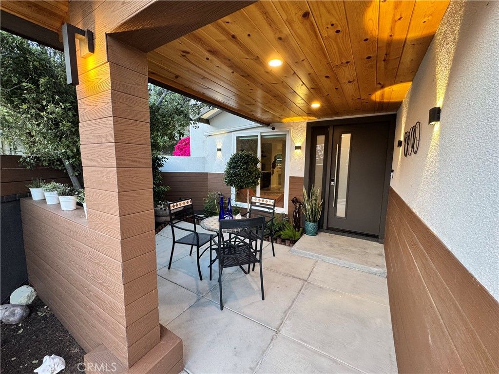 Photo of 27141 Via Noveno, Mission Viejo, CA 92691 (MLS # OC25271585)